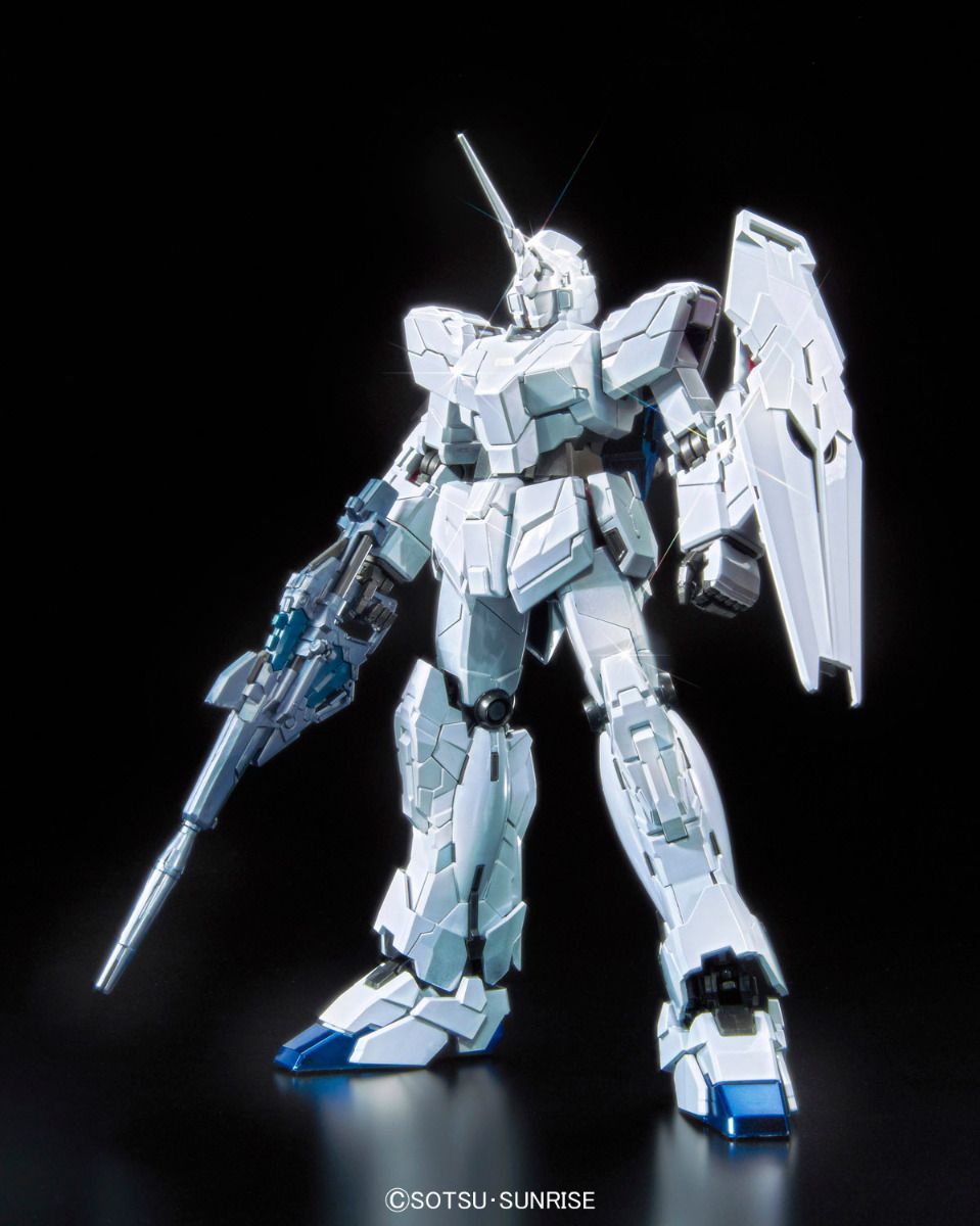 1/100 MG RX-0 Unicorn Gundam (Red or Green Frame Twin Frame Edition) Titanium Finish - Image 13