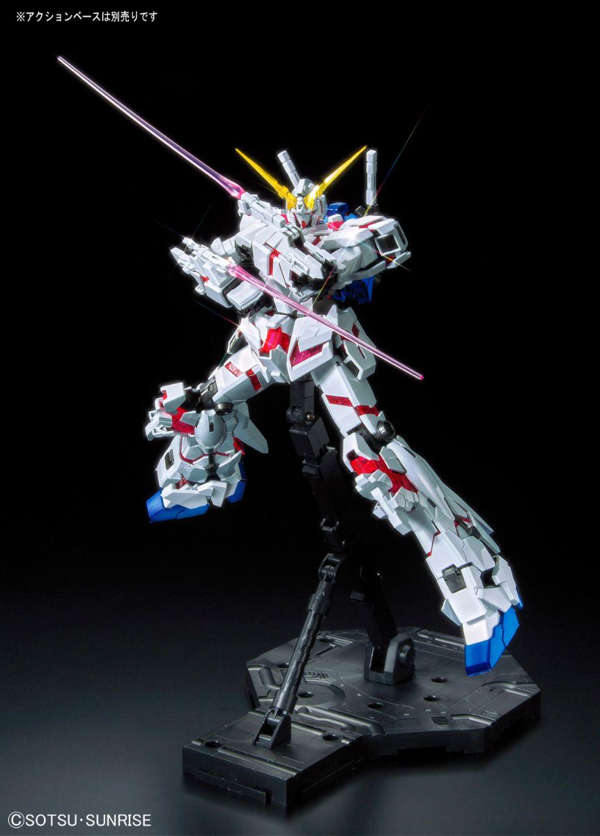 1/100 MG RX-0 Unicorn Gundam (Red or Green Frame Twin Frame Edition) Titanium Finish - Image 8