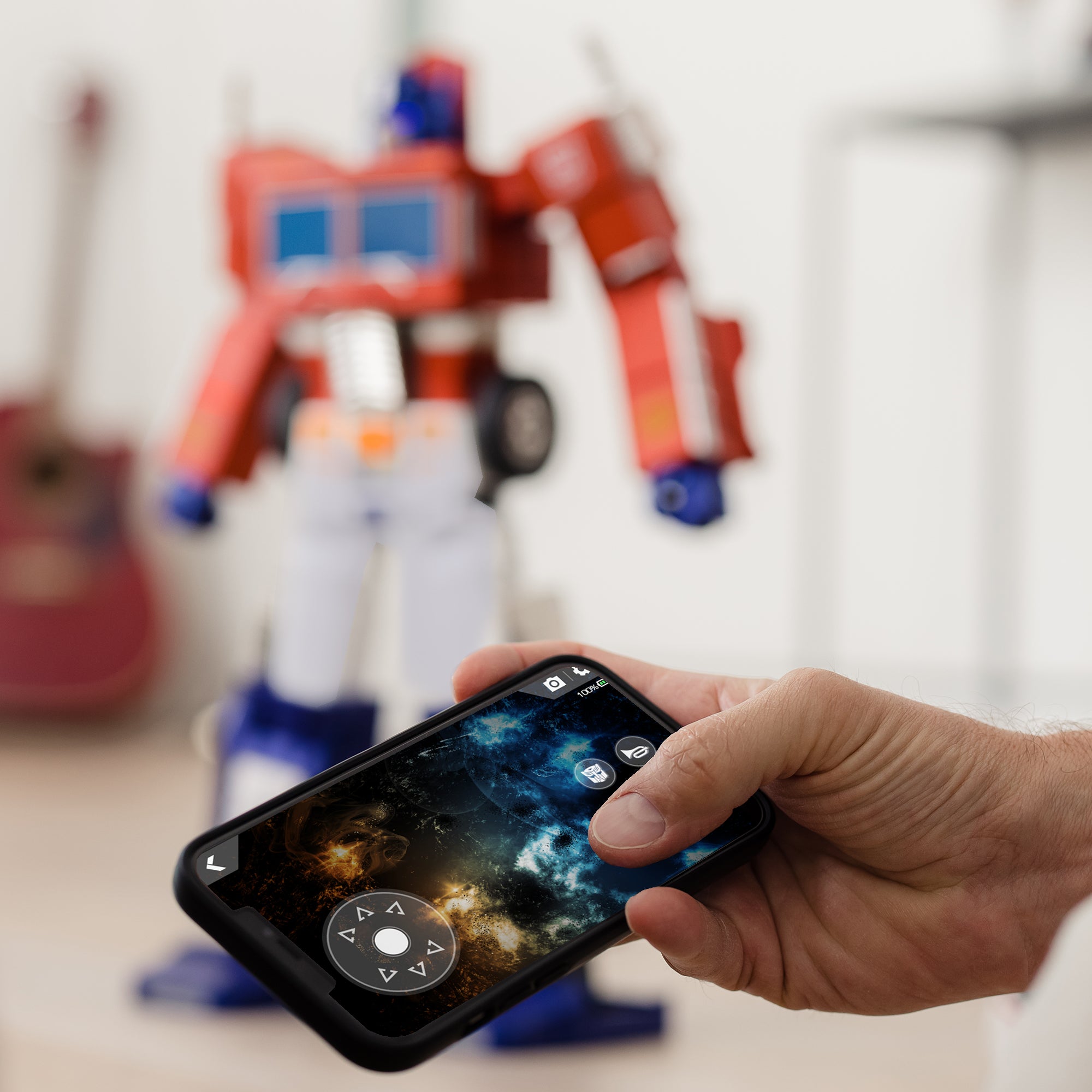 Transformers Optimus Prime self converting robot By Robosen (Pre-order only) - Image 2