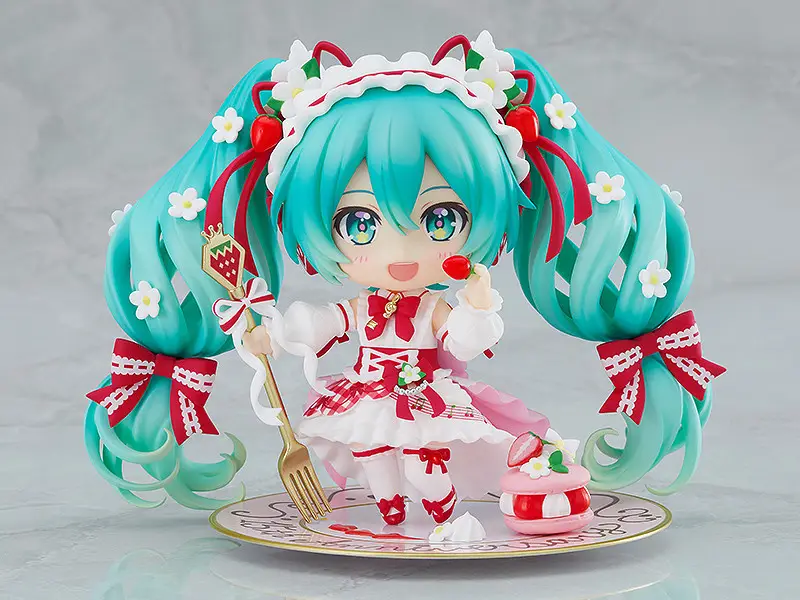 Nendoroid Hatsune Miku 15th Anniversary Ver_1