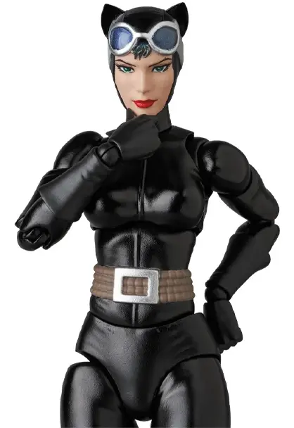 Mafex Catwoman (Hush Ver.) (Dec 2025 Reissue) - Image 9