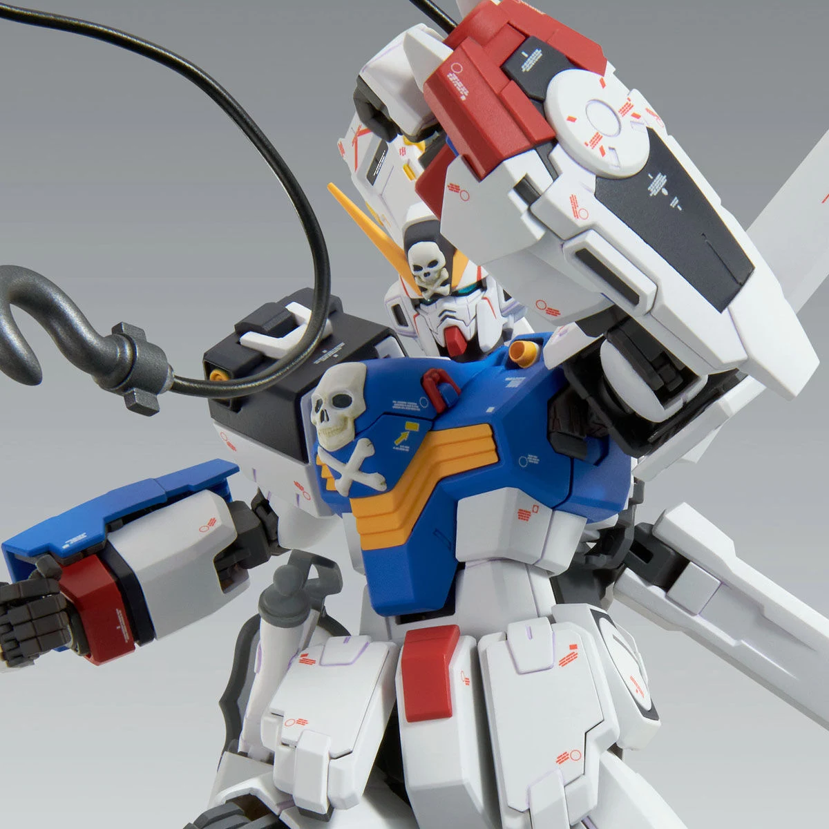 P-Bandai: 1/100 MG Crossbone Gundam X-1 (Patchwork) Ver. Ka