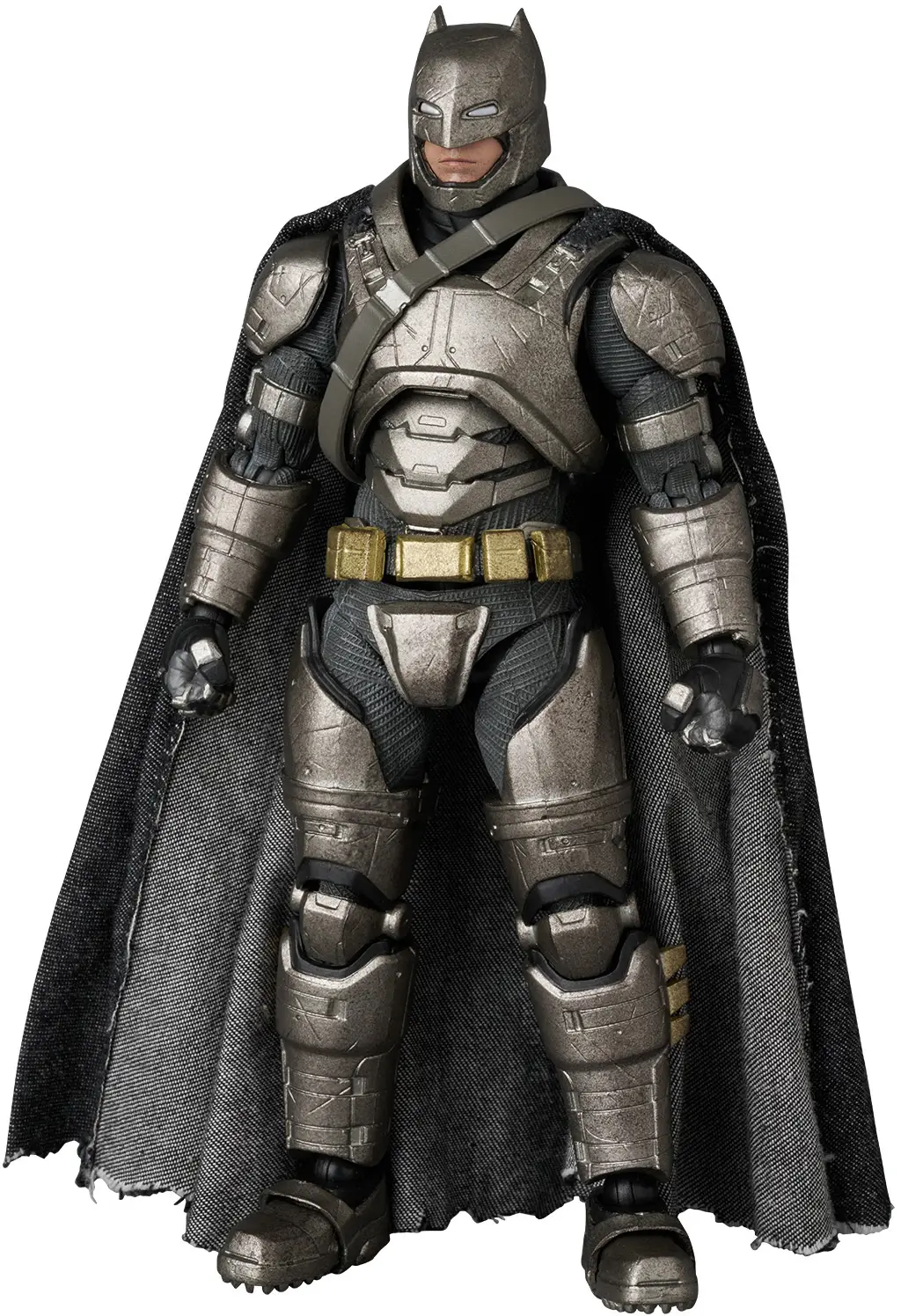 MAFEX Armored Batman Ver.1.5 (Batman V Superman: Dawn of Justice) (Aug 2026 Release) - Image 3